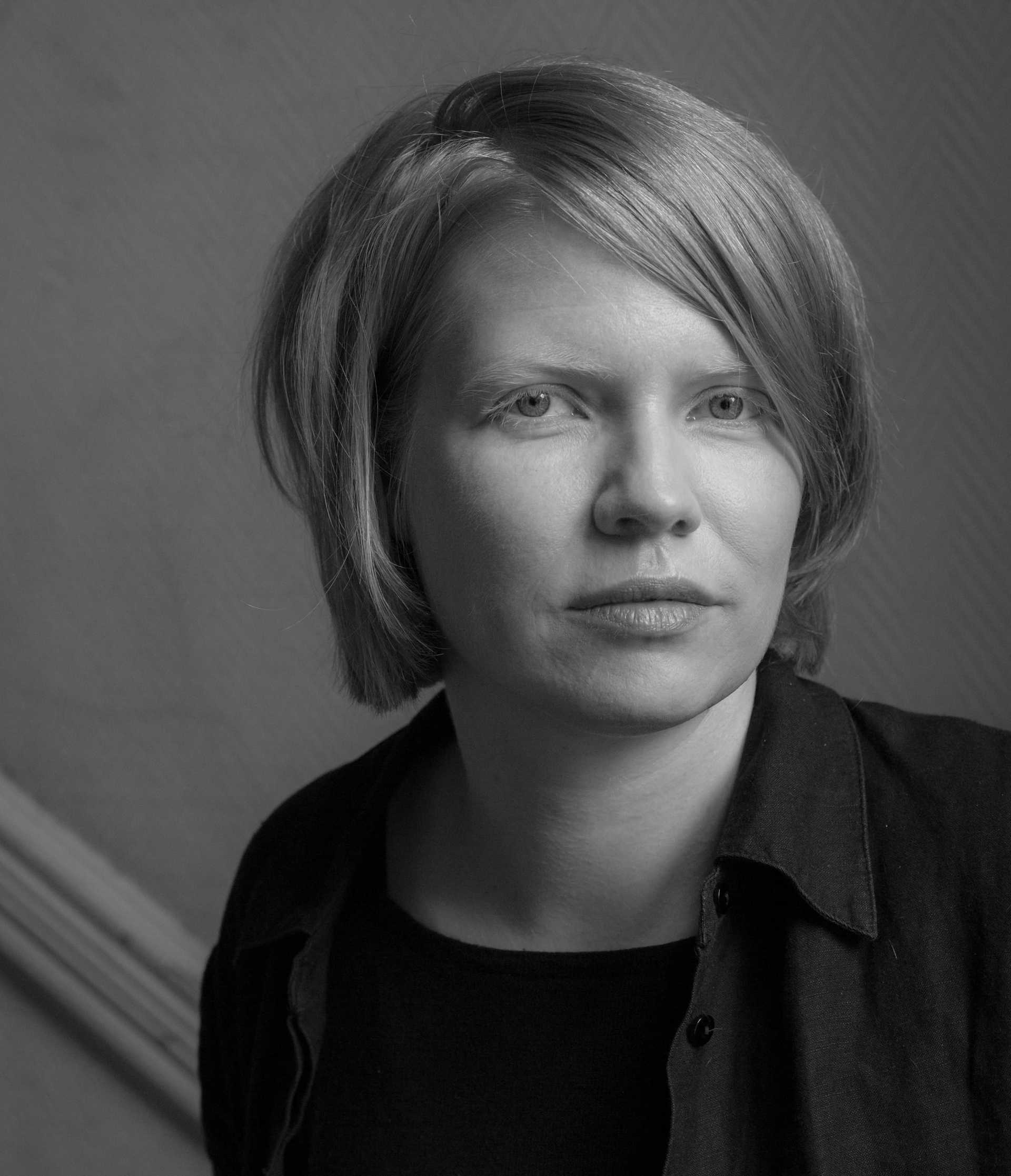 Schwarz-Weiß Porträt von Nadja Küchenmeister